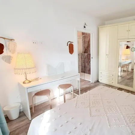 Catia's Apartments, Clima, Mare&spiaggia 700mt